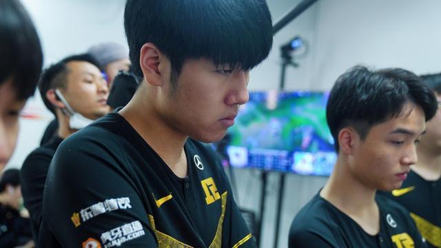 边缘人物 边缘人物